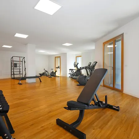 Luxury Apartment Con Terrazza, Palestra, Cowork & Box Privato Milan Exterior photo
