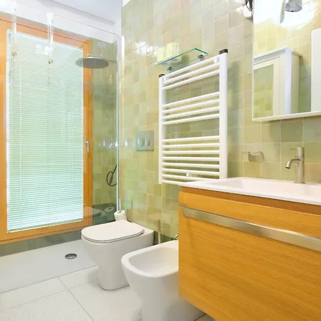 Luxury Apartment Con Terrazza, Palestra, Cowork & Box Privato Milan Exterior photo